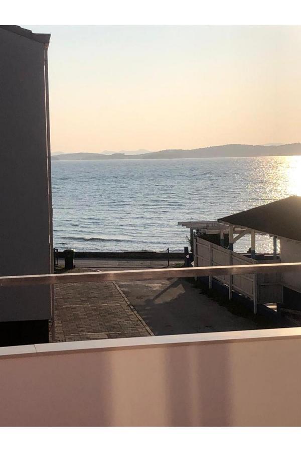Beach Front Paradise Apartment Sukošan Eksteriør bilde